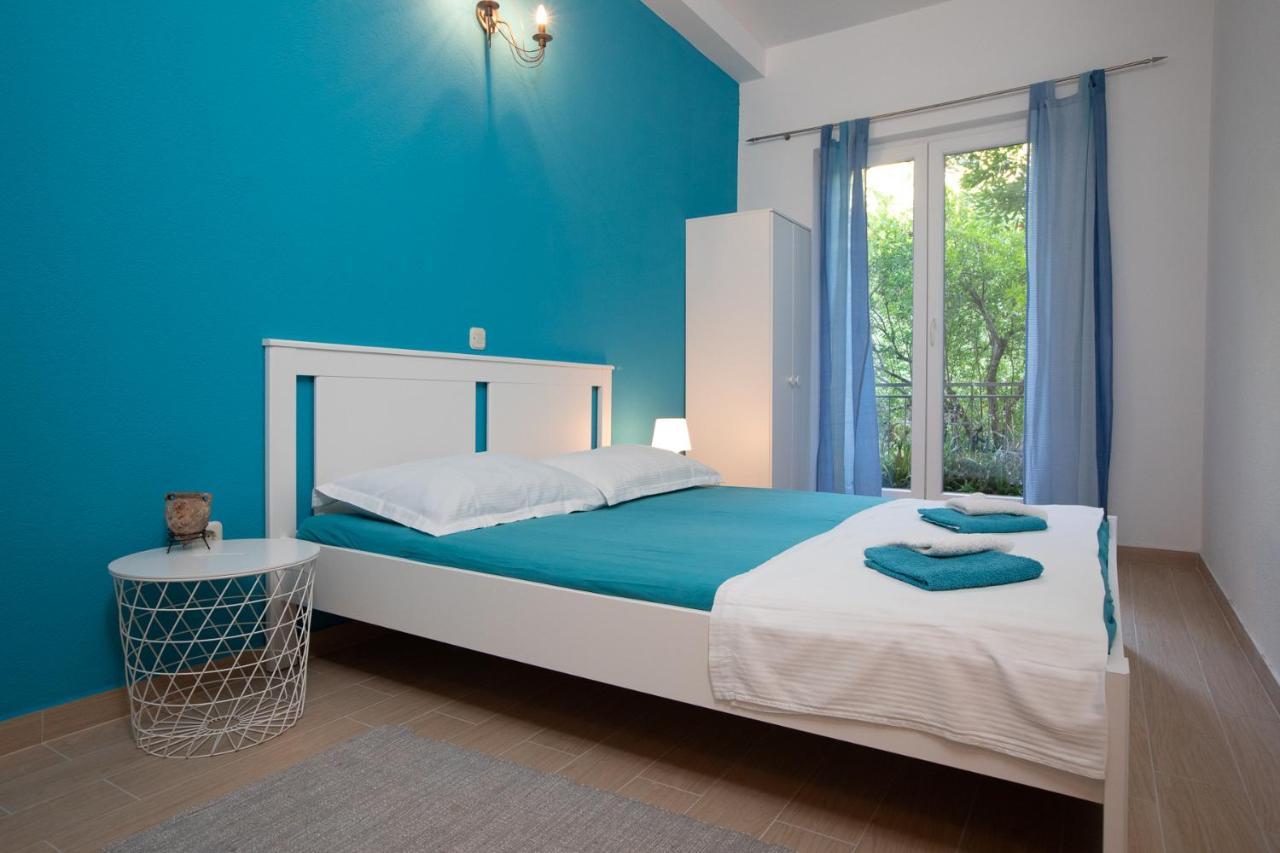 Vega Apartments Podgora Eksteriør billede